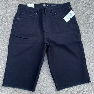 Style & Co Bermuda Shorts Size 8 NWT